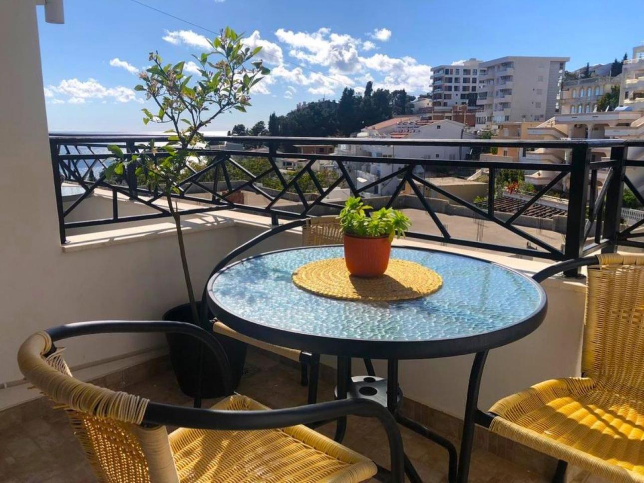 Lungo Mare Апартаменты